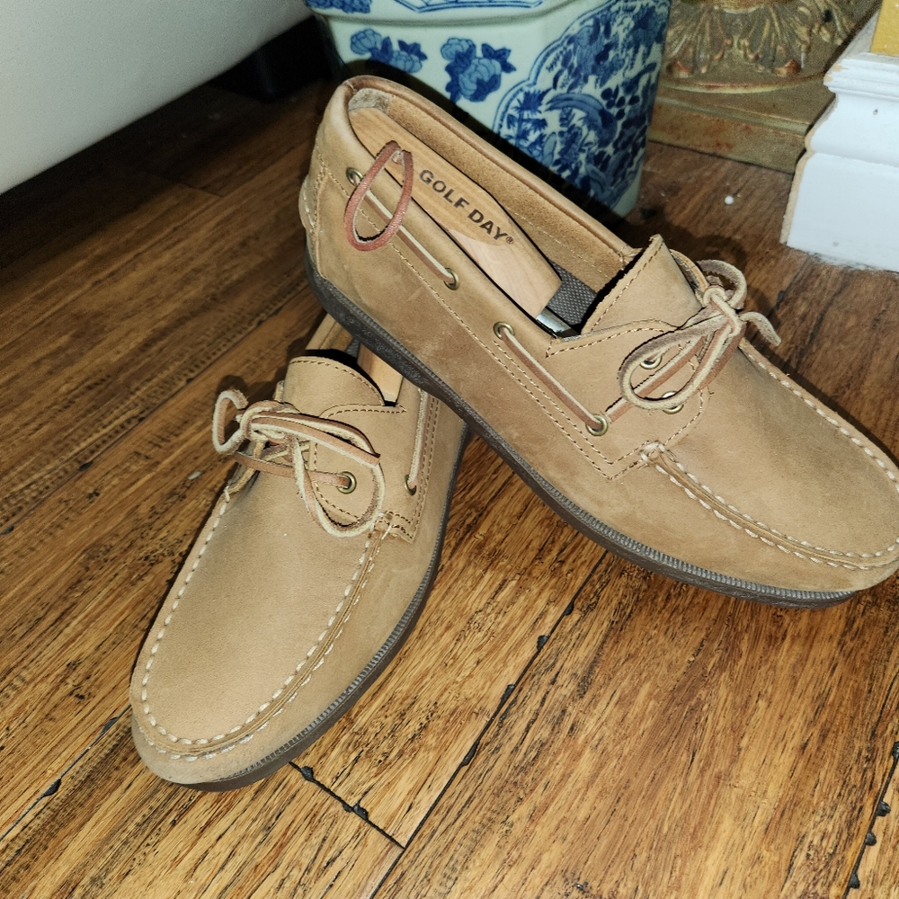 Men's Tan Boat Shoes